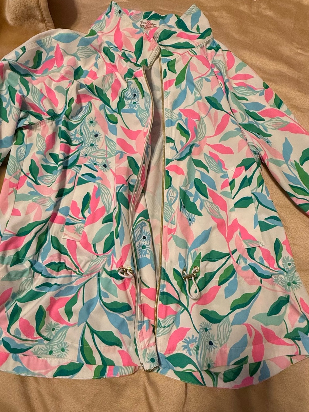 Lilly Pulitzer size xl Pink, Green & Aqua Leaf-Print Lightweight jacket